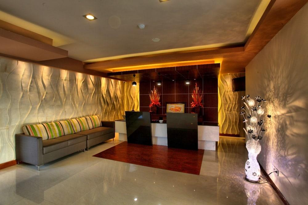 Sun Royal Hotel Kuta Lombok Exteriör bild